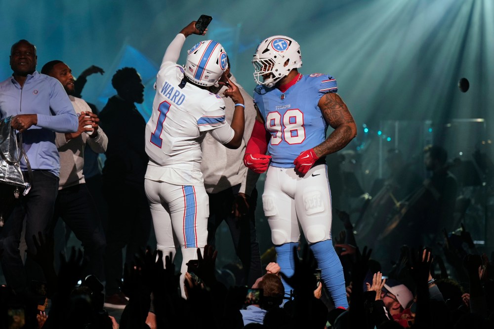 Titans unveil new uniforms and logos to go with new coach and new stadium opening in 2027