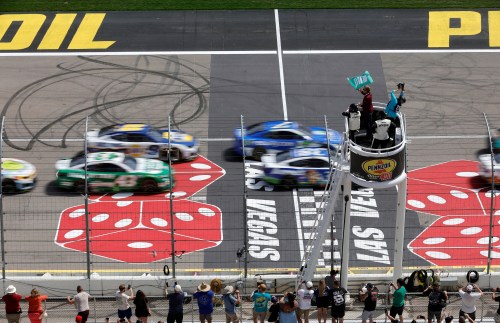 Drives get the green flag at the start of a NASCAR Cup Series auto race at Las Vegas Motor Speedway, Sunday, March 15, 2026, in Las Vegas. (AP Photo/Steve Marcus)