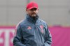Bayern's head coach Vincent Kompany attends a training session in Munich, Germany, Monday, March 9, 2026, ahead of the Champions League round of 16 soccer match between Atalanta Bergamo and FC Bayern. (AP Photo/Matthias Schrader)