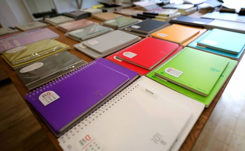 Ruth Bonneville / Free Press
                                Papiiro, a Japanese stationary store that opened in Osborne Village, has found success in its first weeks since opening.