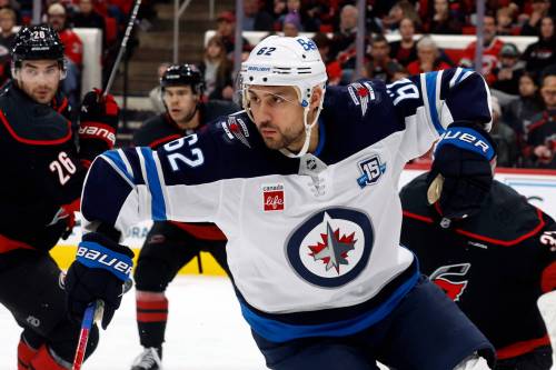 Winnipeg Jets&rsquo; Nino Niederreiter (62) skates against the Carolina Hurricanes during the first period of an NHL hockey game in Raleigh, N.C., Friday, Nov. 28, 2025. (Karl DeBlaker / The Associated Press)