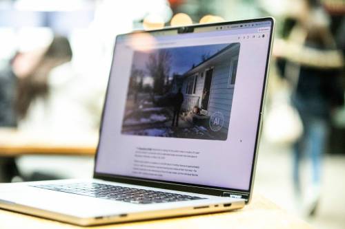 MIKAELA MACKENZIE / FREE PRESS AI-generated images routinely appear in articles produced by Boring News, a tech-driven newcomer to the Manitoba media landscape.