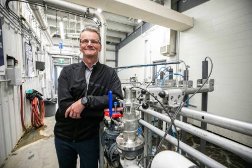 MIKAELA MACKENZIE / FREE PRESS
                                Nexom founder Martin Hildebrand with the new Cyclor Turbo wastewater treatment technology at the East St. Paul Wastewater Treatment Facility on Thursday, April 16, 2026. For Aaron story. Free Press 2026