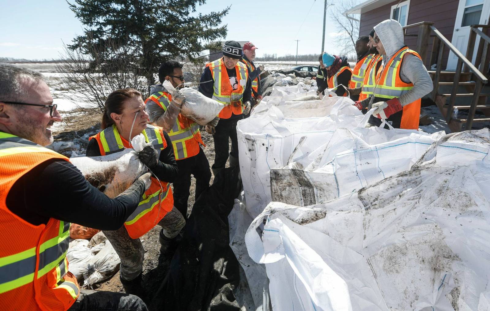 Peguis First Nation prepares for rising floodwaters