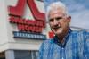 JOHN WOODS / FREE PRESS Dave Petrishen, operations manager for Salisbury House, is photographed outside their Pembina location Tuesday, April 21, 2026. The city has dropped Salisbury House as a supplier of food to city golf courses, and contracted Aramark, an American company. reporter: malak