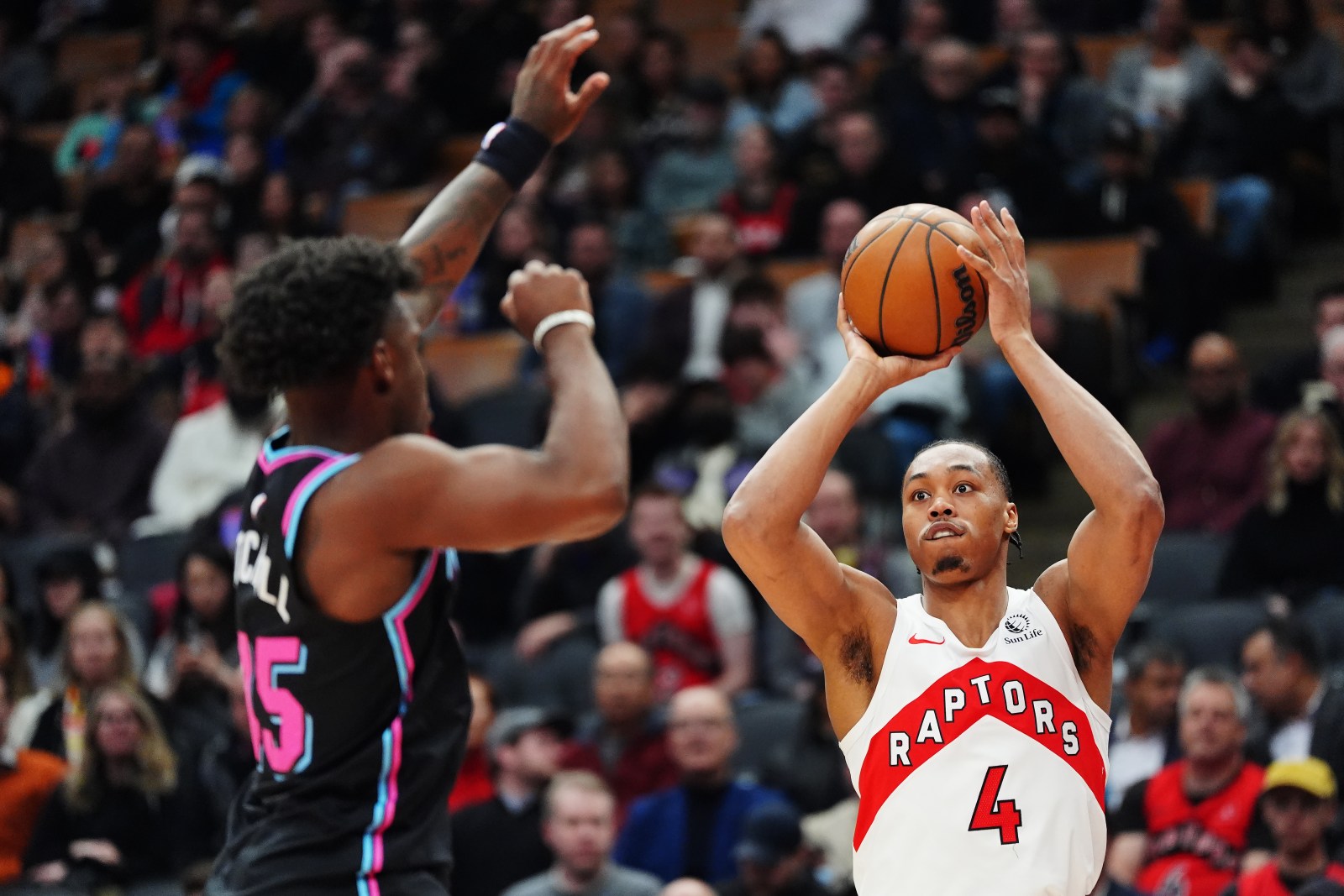 Banged up Toronto Raptors playing through the pain to close in on a ...