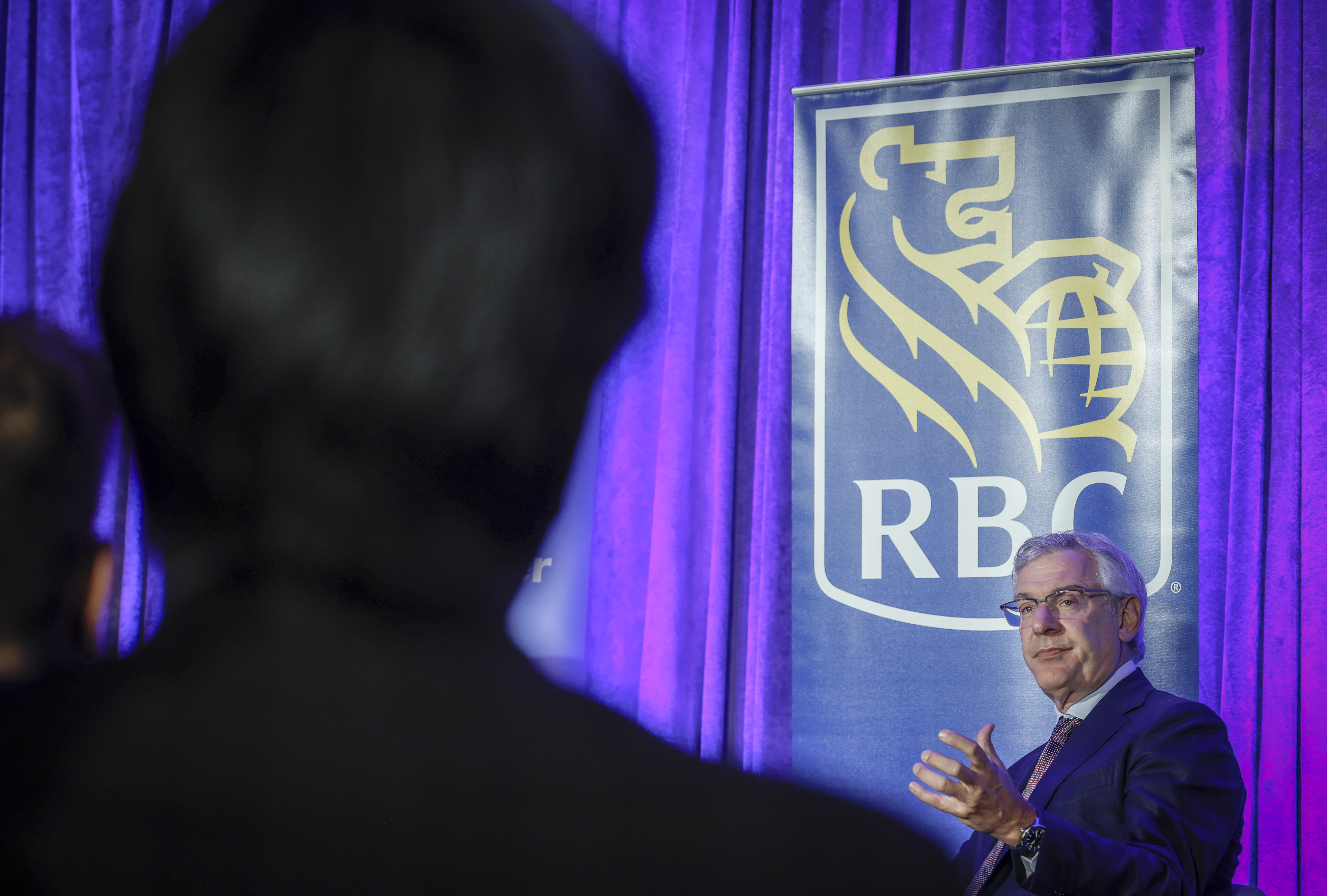 RBC plans to invest up to $1 billion through new Canadian growth fund ...