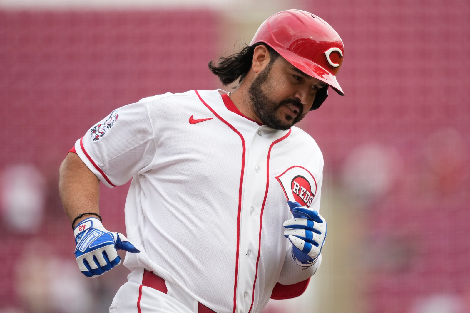 Reds Place Outfielder on Injured List, Activate Another