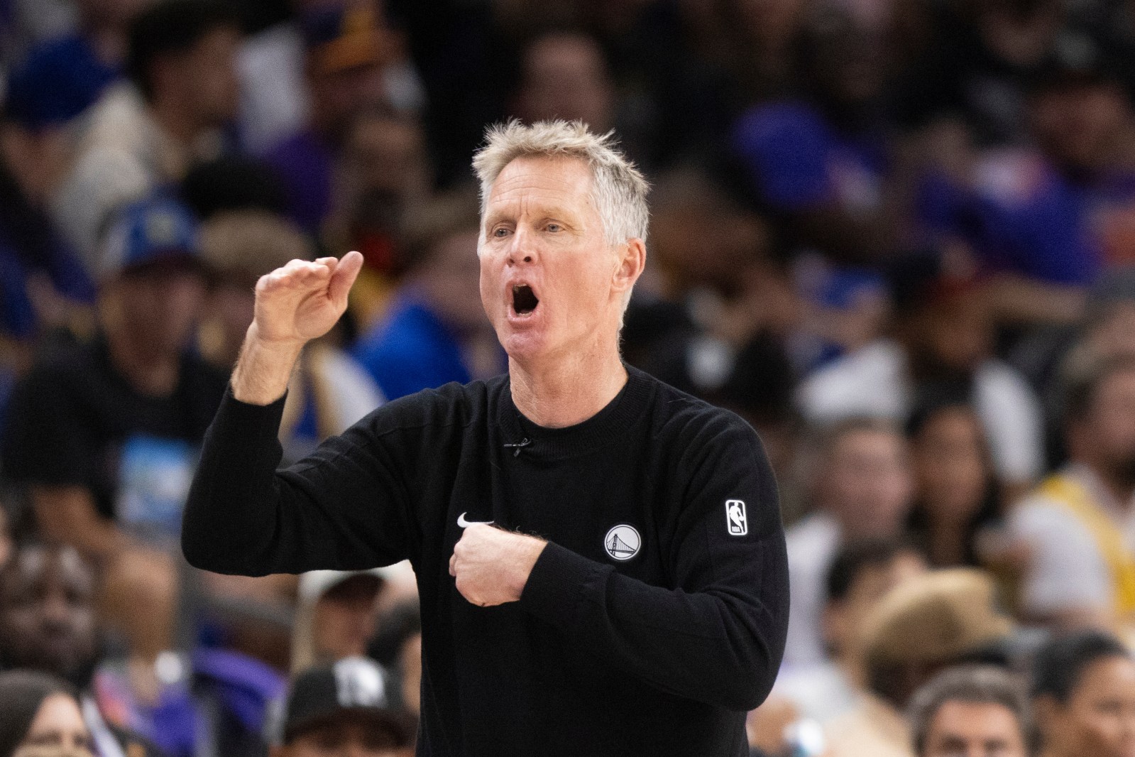 Video Shows Warriors Coach Steve Kerr Responding to Fan Suggestion About Signing LeBron James