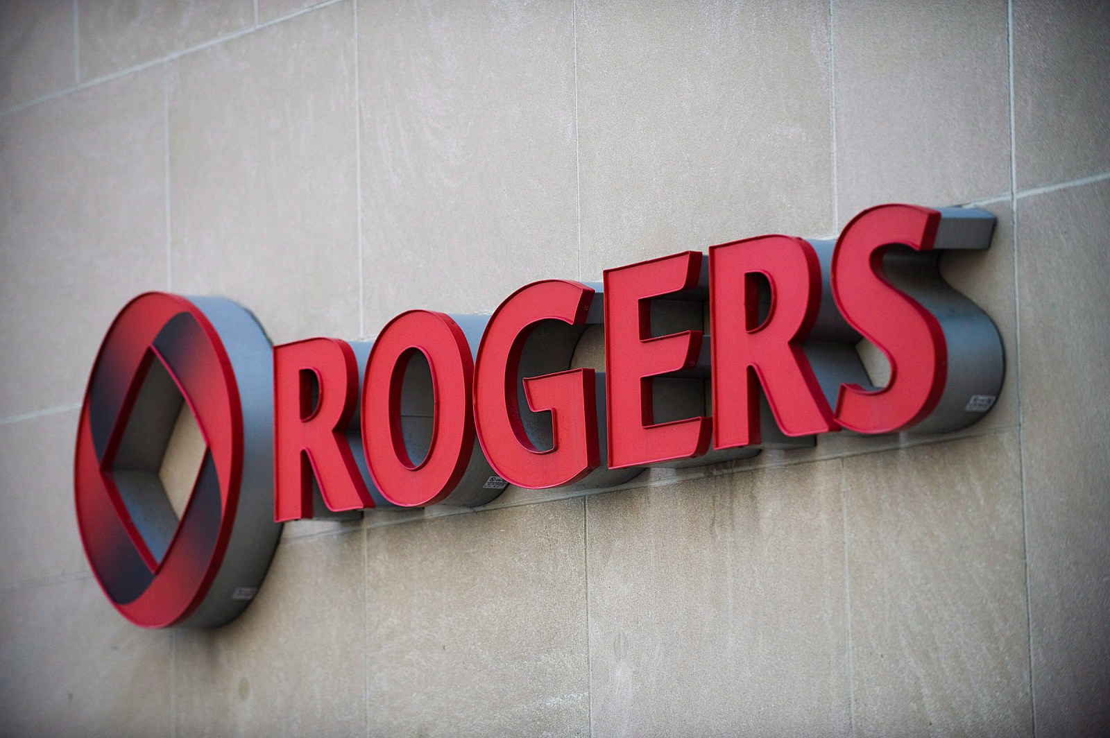 Rogers Communications Offers Voluntary Buyouts to About 10,000 Employees
