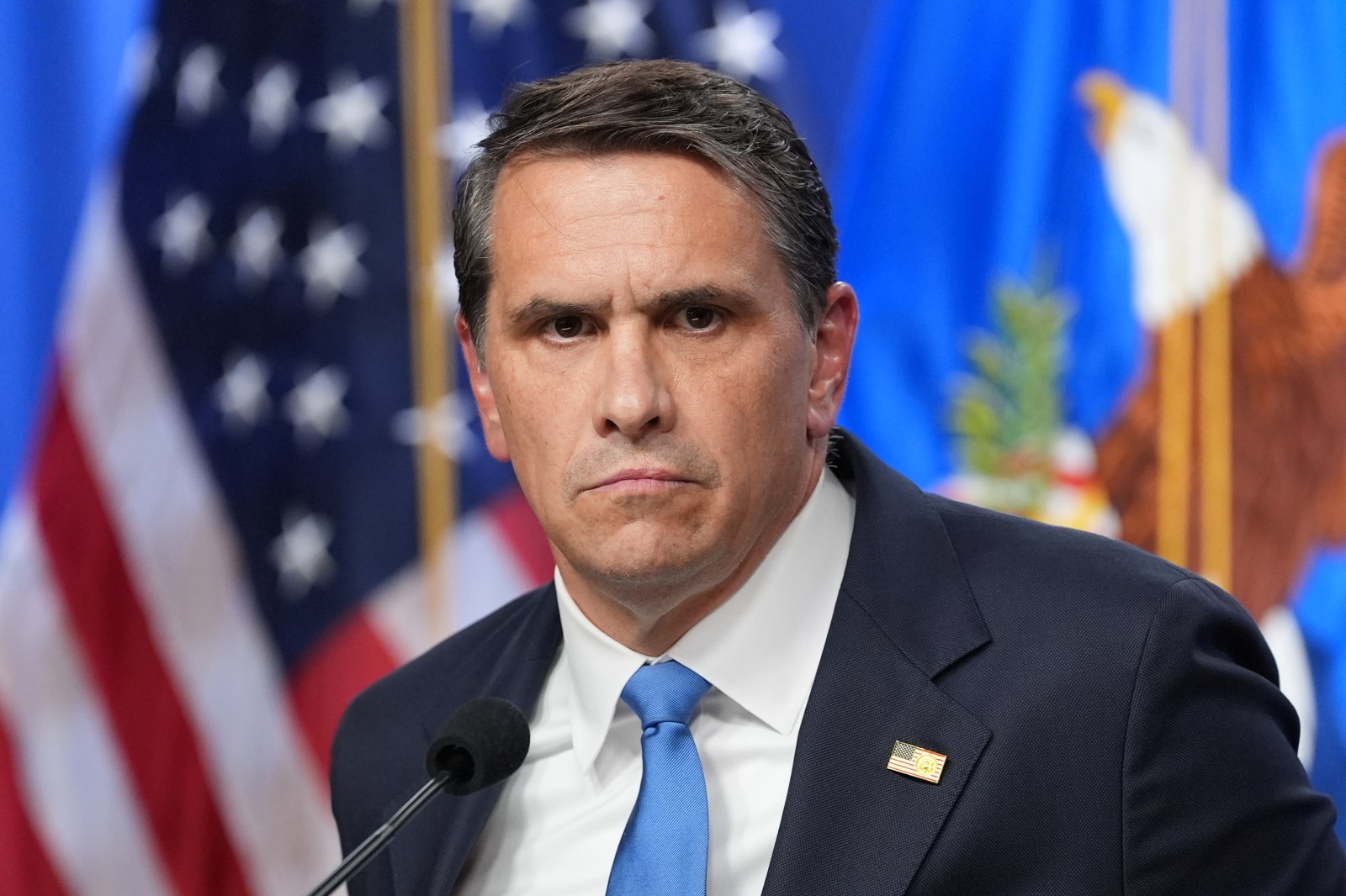 Lawmaker Calls for Dismantling Immigration Enforcement Agency at Summit