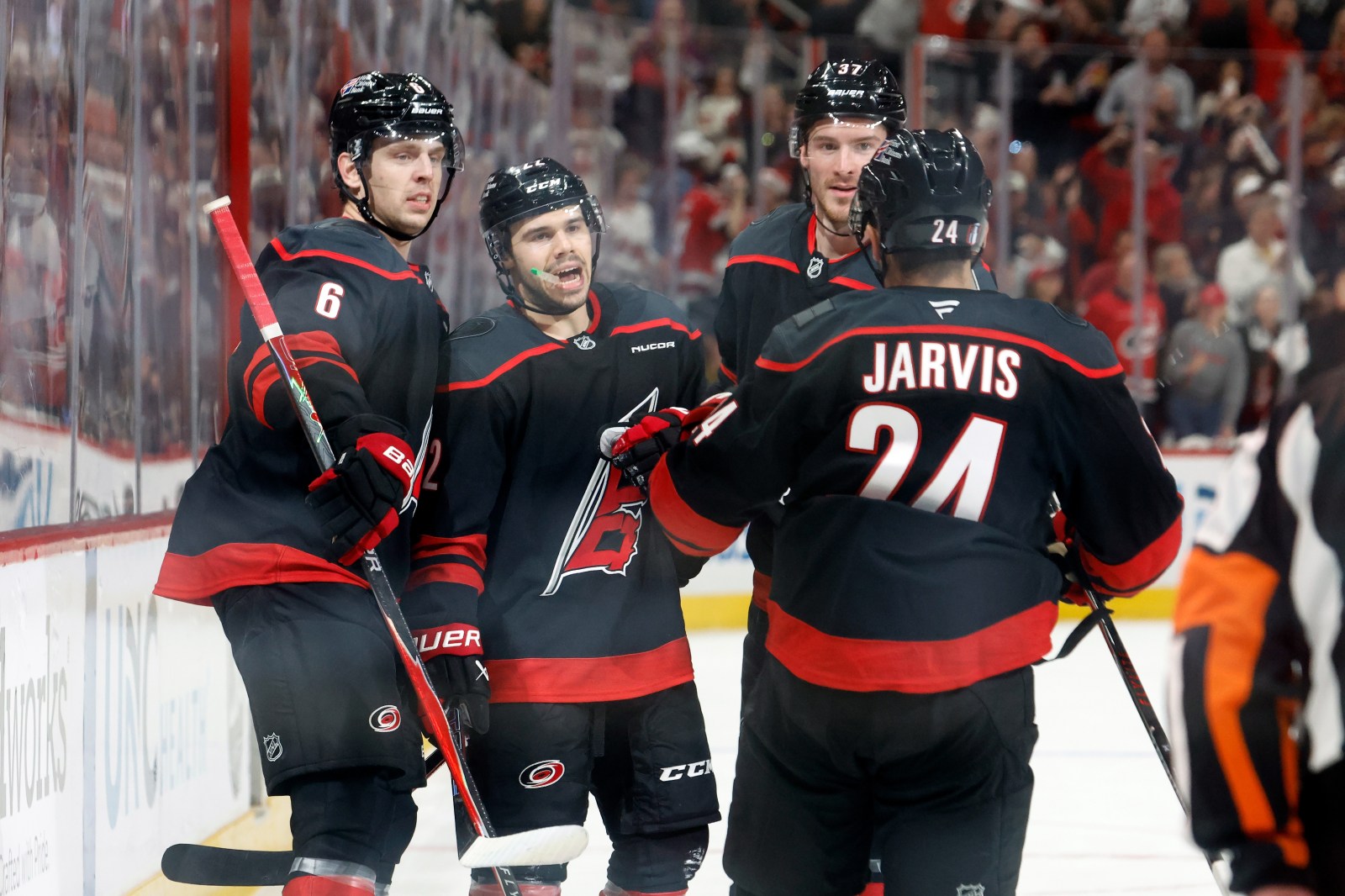 Hurricanes blow past Flyers 3-0 in opener of Round 2 series