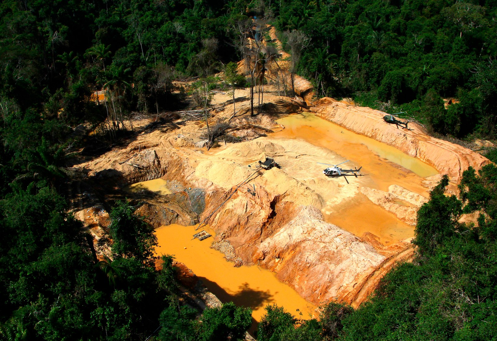 A gold-fueled mining rush scars Brazil’s Amazon, spiking deforestation ...