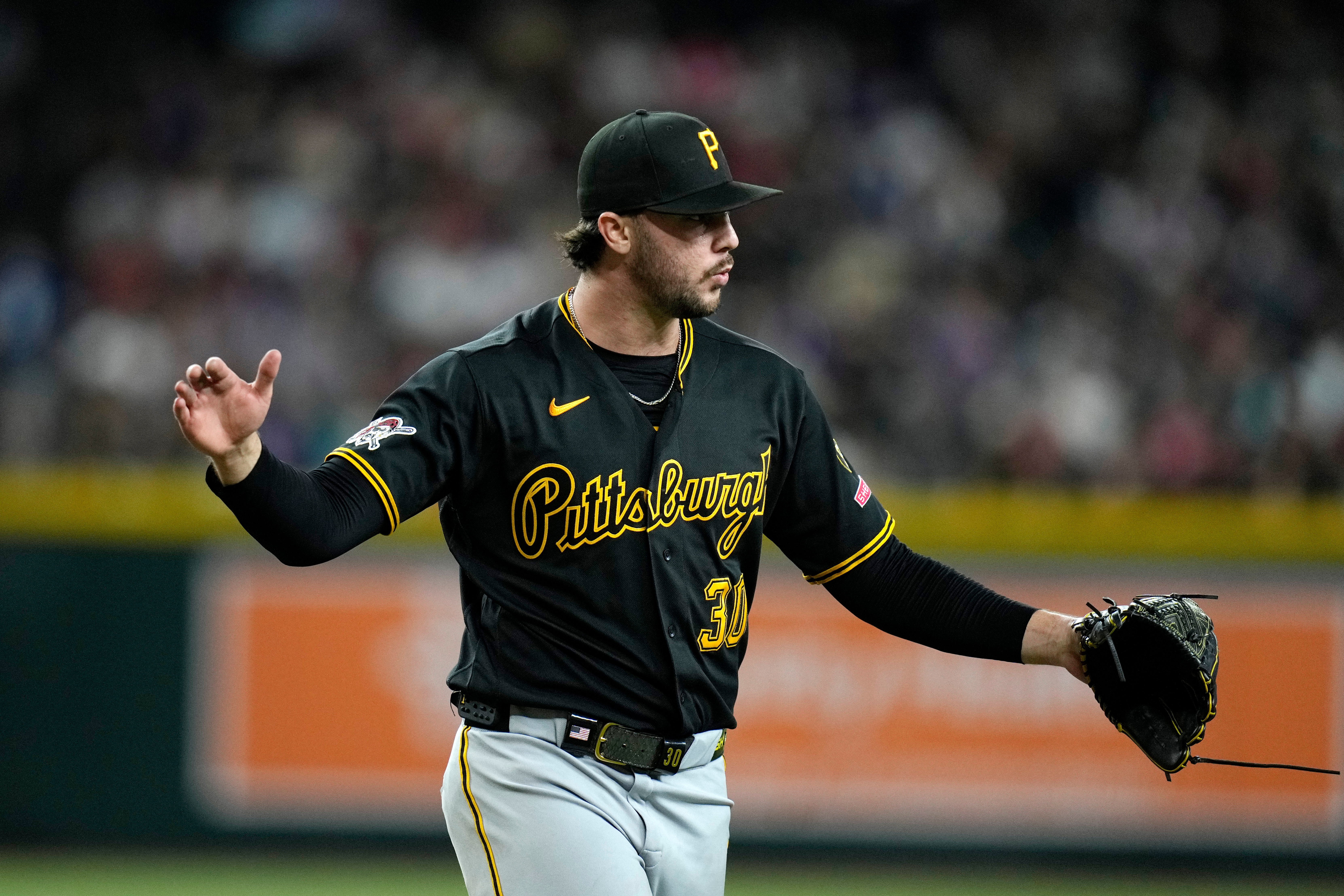 Paul Skenes dazzles on mound for 2nd time in 3 games, showing he's