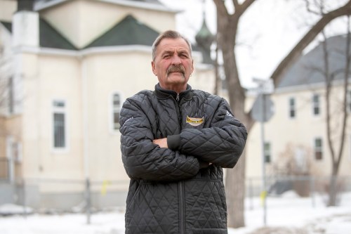 BROOK JONES/FREE PRESS
Darrell Warren, 64, who is the president of the William Whyte Neighbourhood Association is pictured at the intersection of Manitoba Avenue and McKenzie Street in Winnipeg, Man., Wednesday, Feb. 26, 2025. Warren has been the president of the local neighbourhood associaiton for the past eight years.