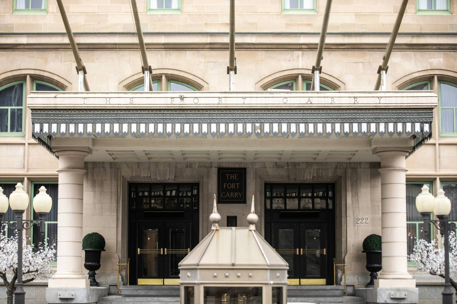 winnipegfreepress.com - Chris Kitching - Historic Winnipeg hotel draws 'very strong interest' from potential new ownership