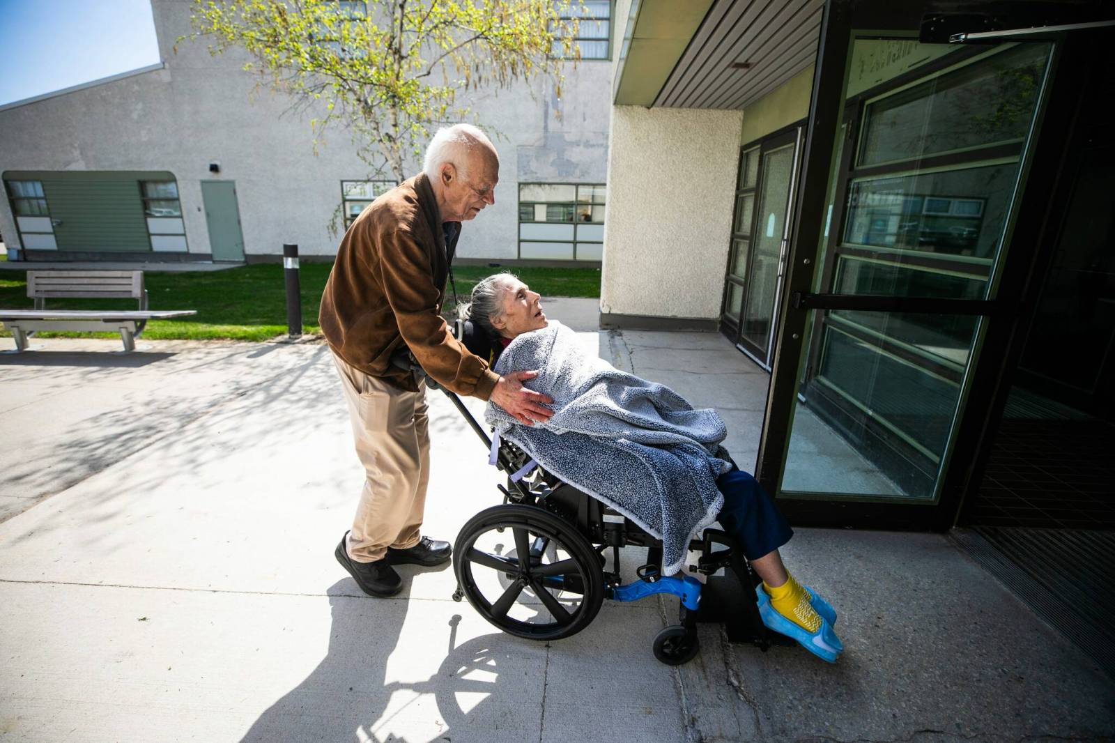 No road map for dementia’s daunting journey
