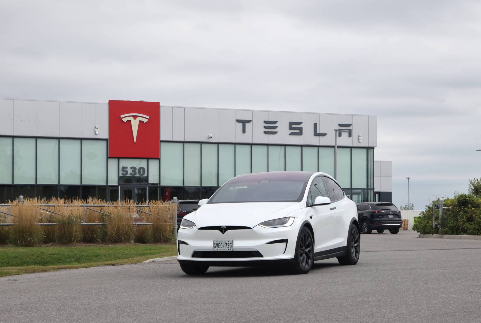 Tesla threatens to take Manitoba to court over EV rebate