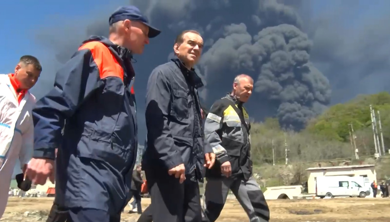 winnipegfreepress.com - The Associated Press - Ukraine keeps up assault on Russian oil infrastructure as Kyiv braces for more strikes