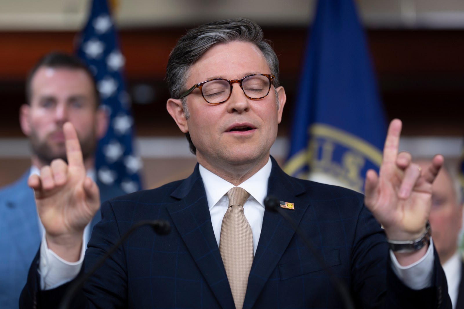 Republican senators say they need more detail on 1B White House security request