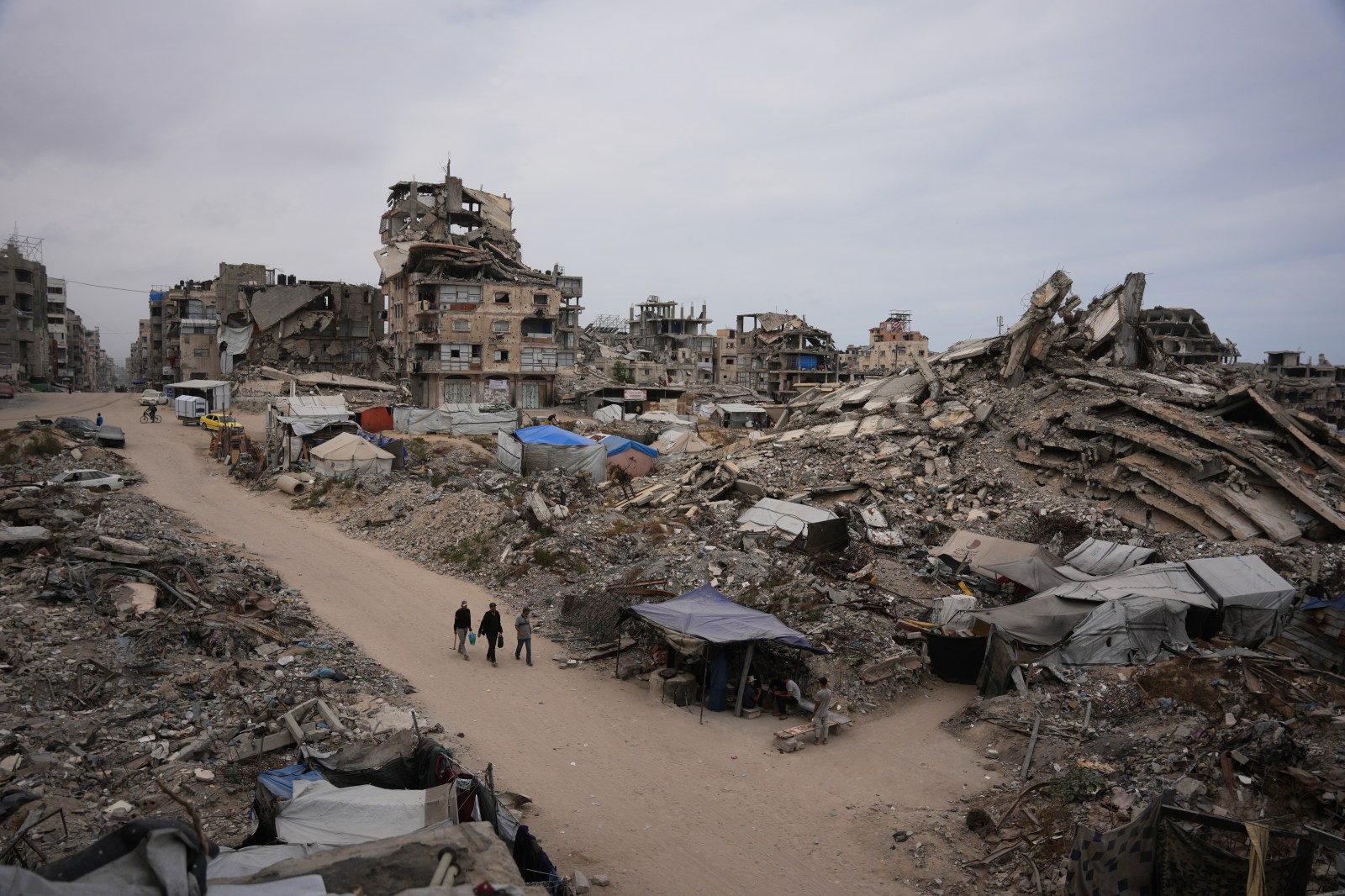 Nearly 200 Former Canadian Diplomats Urge Sanctions on Israel