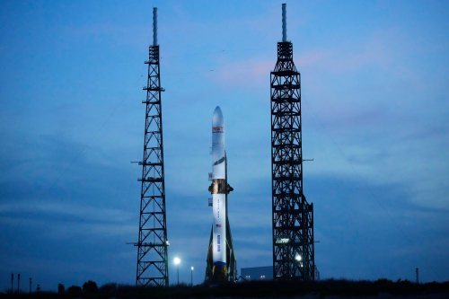 FILE - A Blue Origin New Glenn rocket stands ready for launch at the Cape Canaveral Space Force station in Cape Canaveral, Fla., April 18, 2026. (AP Photo/John Raoux, File)