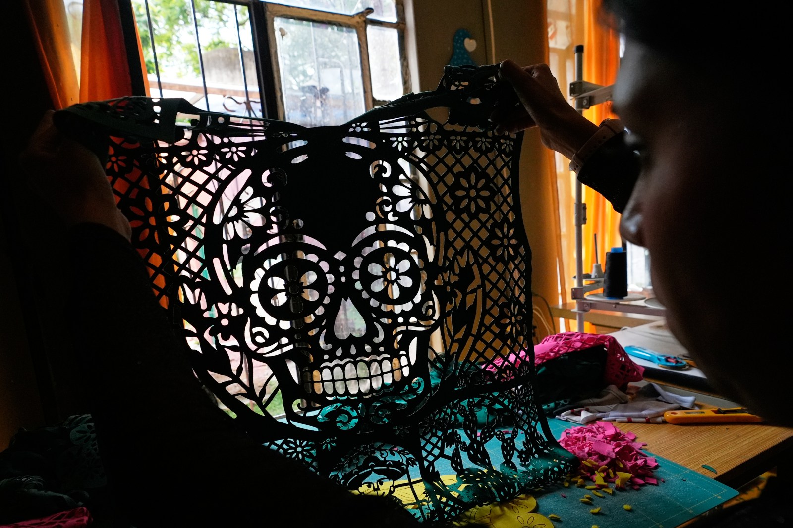 winnipegfreepress.com - María Teresa Hernández, The Associated Press - Mexican designer blends soccer and pre-Hispanic culture ahead of the World Cup