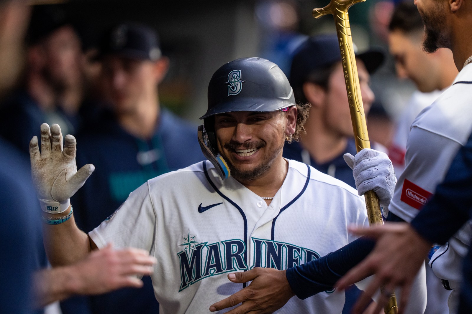 Cole Young Leads Seattle Mariners to Dramatic Victory Over Mets