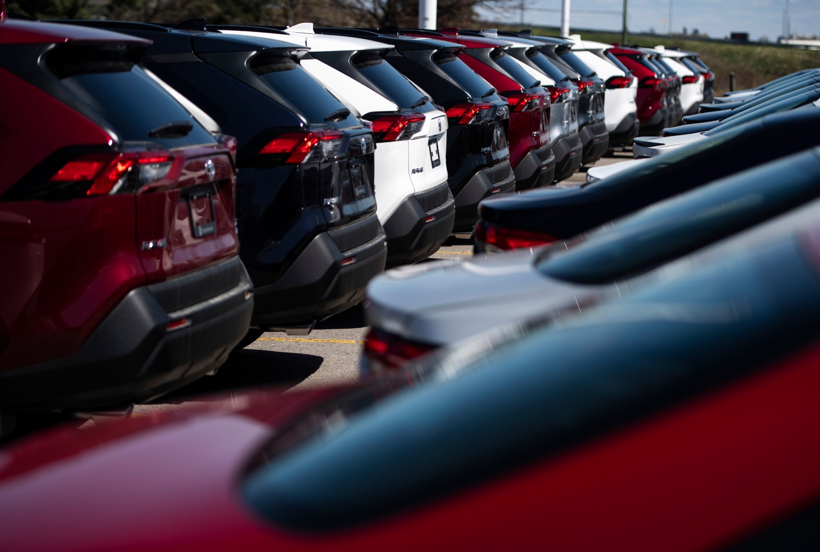 winnipegfreepress.com - The Canadian Press - Auto sales down for eighth consecutive month as May sales fall 1.7%: DesRosiers