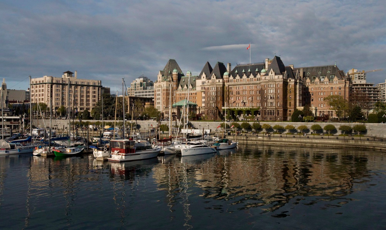 winnipegfreepress.com - The Canadian Press - Workers at iconic B.C. hotel serve strike notice ahead of FIFA World Cup's arrival