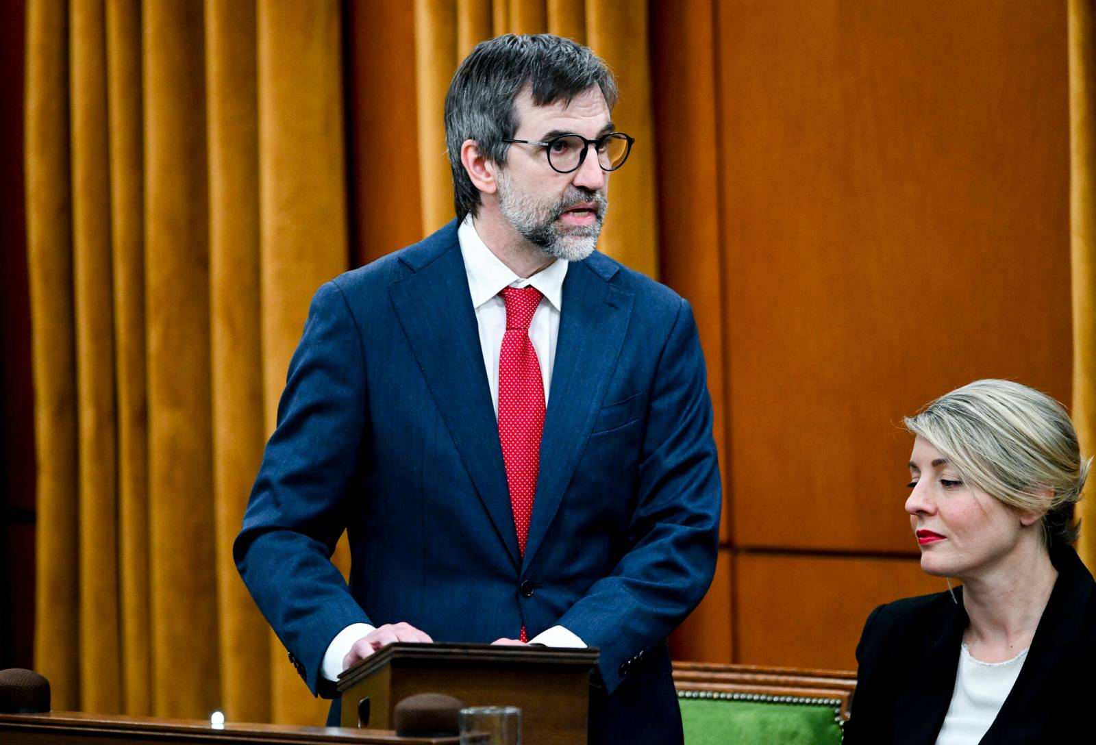 A decision to fight from outside, rather than surrender to party politics