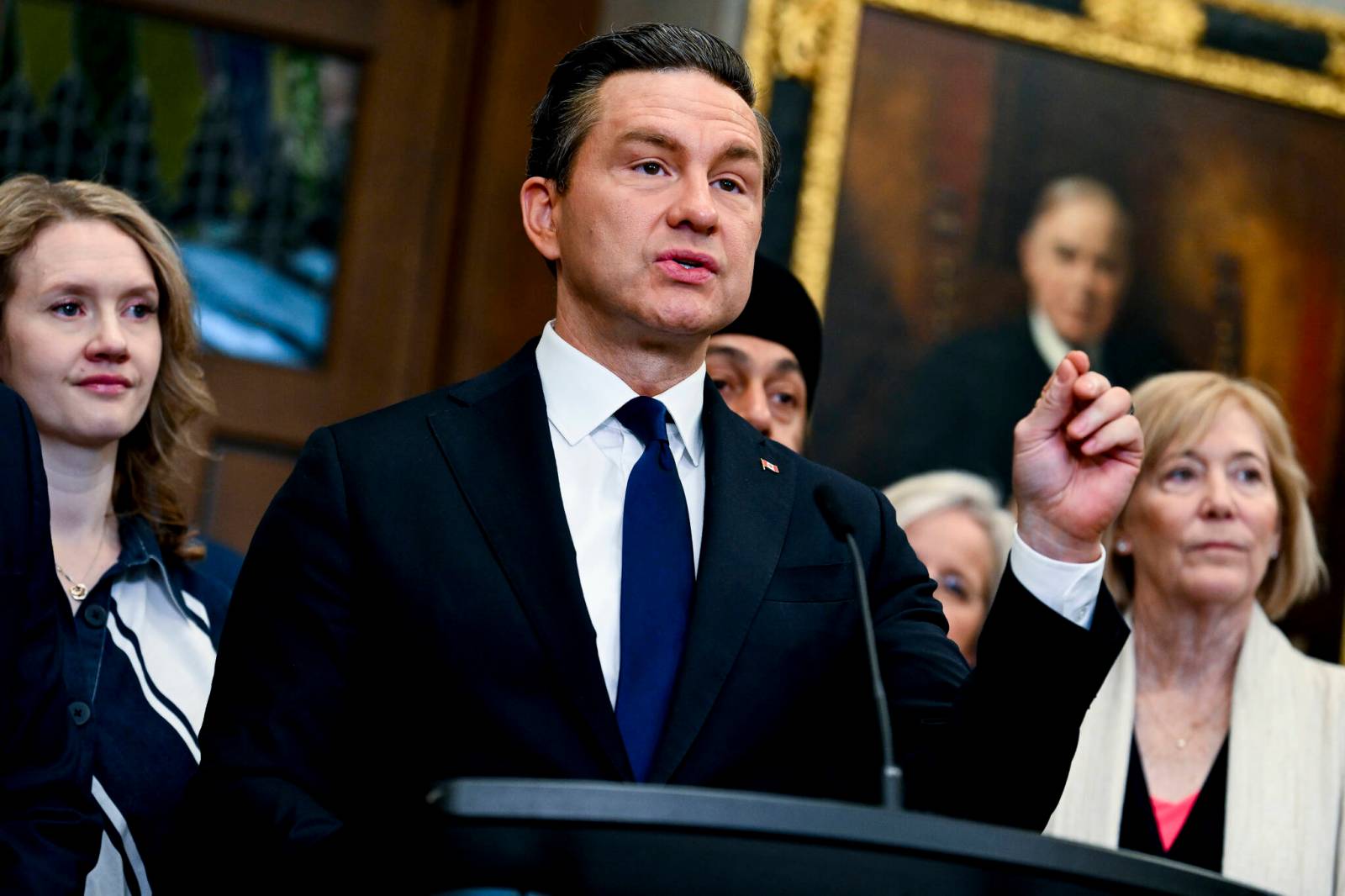 Poilievre might want to tone down glee over slumping economy