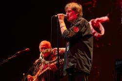 Dwayne Larson photo
                                Burton Cummings, right, and Randy Bachman perform with The Guess Who at Canada Life Centre Friday in Winnipeg as part of the band&rsquo;s Takin&rsquo; It Back Tour.