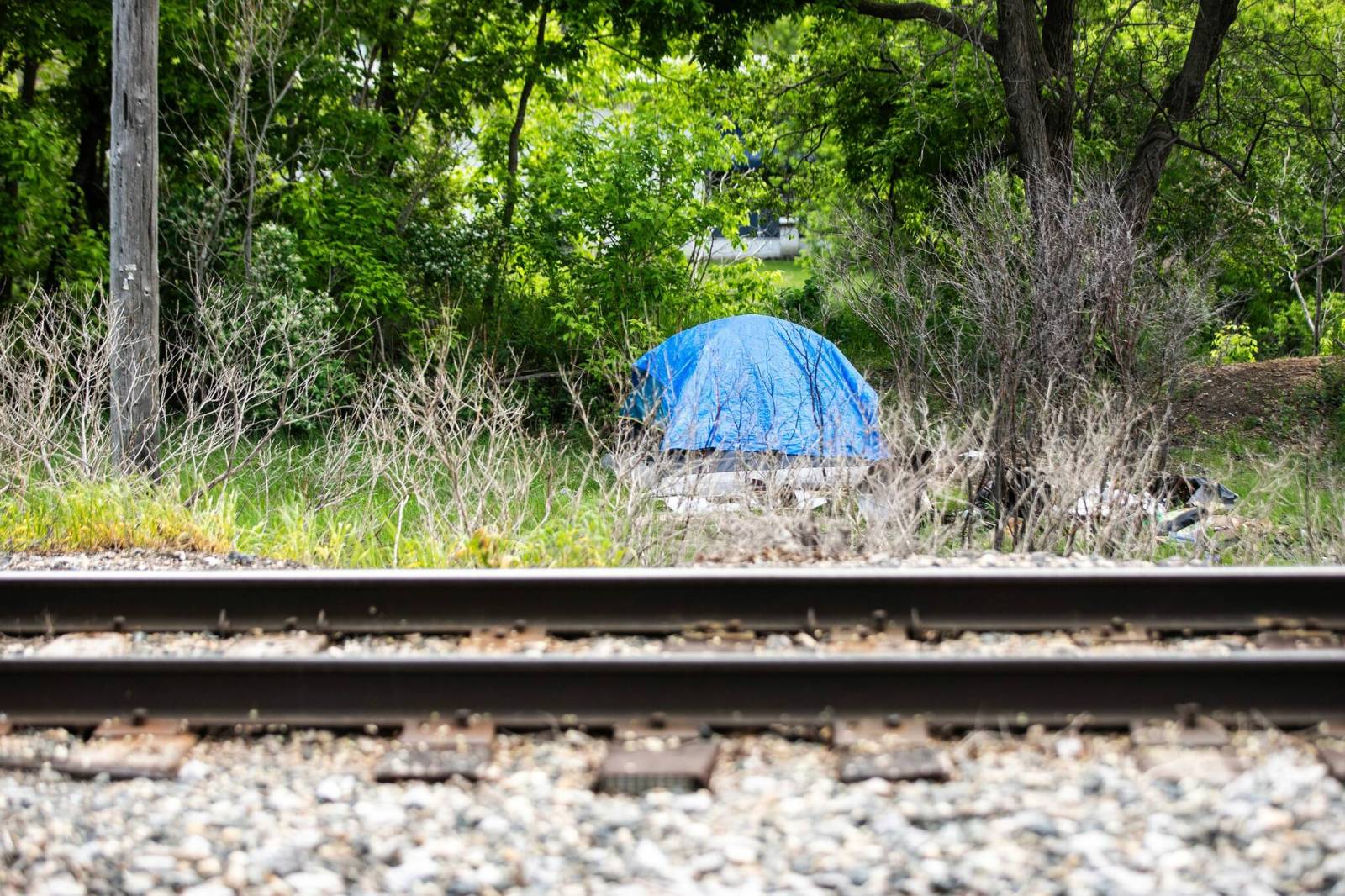 City working with rail police to address encampments