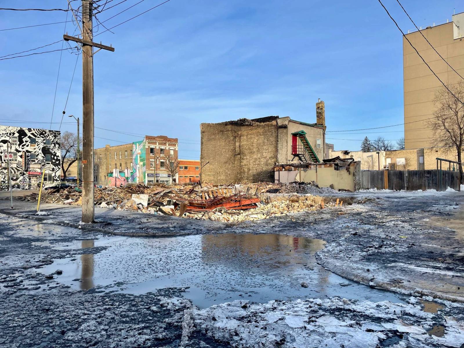 City seeking contractor to remove remains of Sutherland Hotel