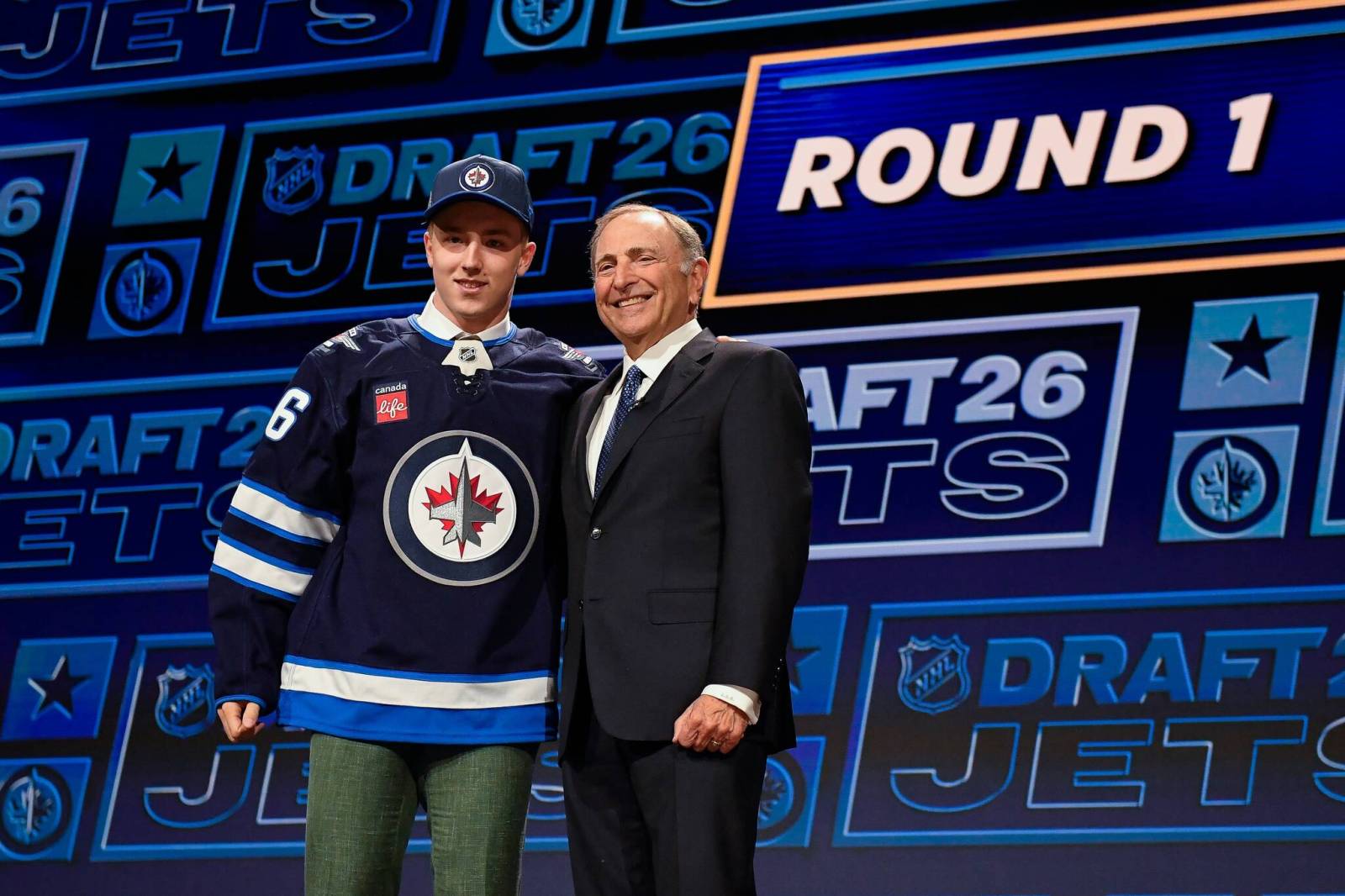 Jets take Viggo Björck eighth overall