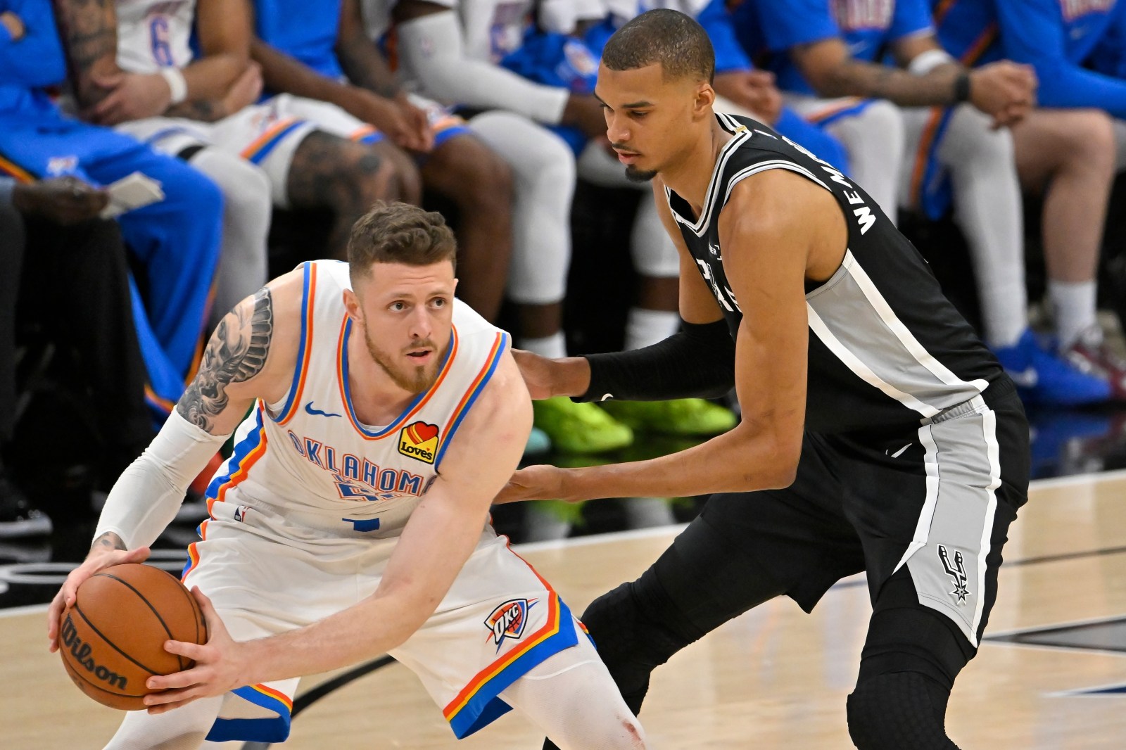 Hartenstein agrees to three-year, $75 million contract with Thunder