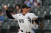 Chicago White Sox pitcher Davis Martin throws the ball against the Atlanta Braves during the first inning in a baseball game, Wednesday, June 10, 2026, in Chicago. (AP Photo/David Banks)