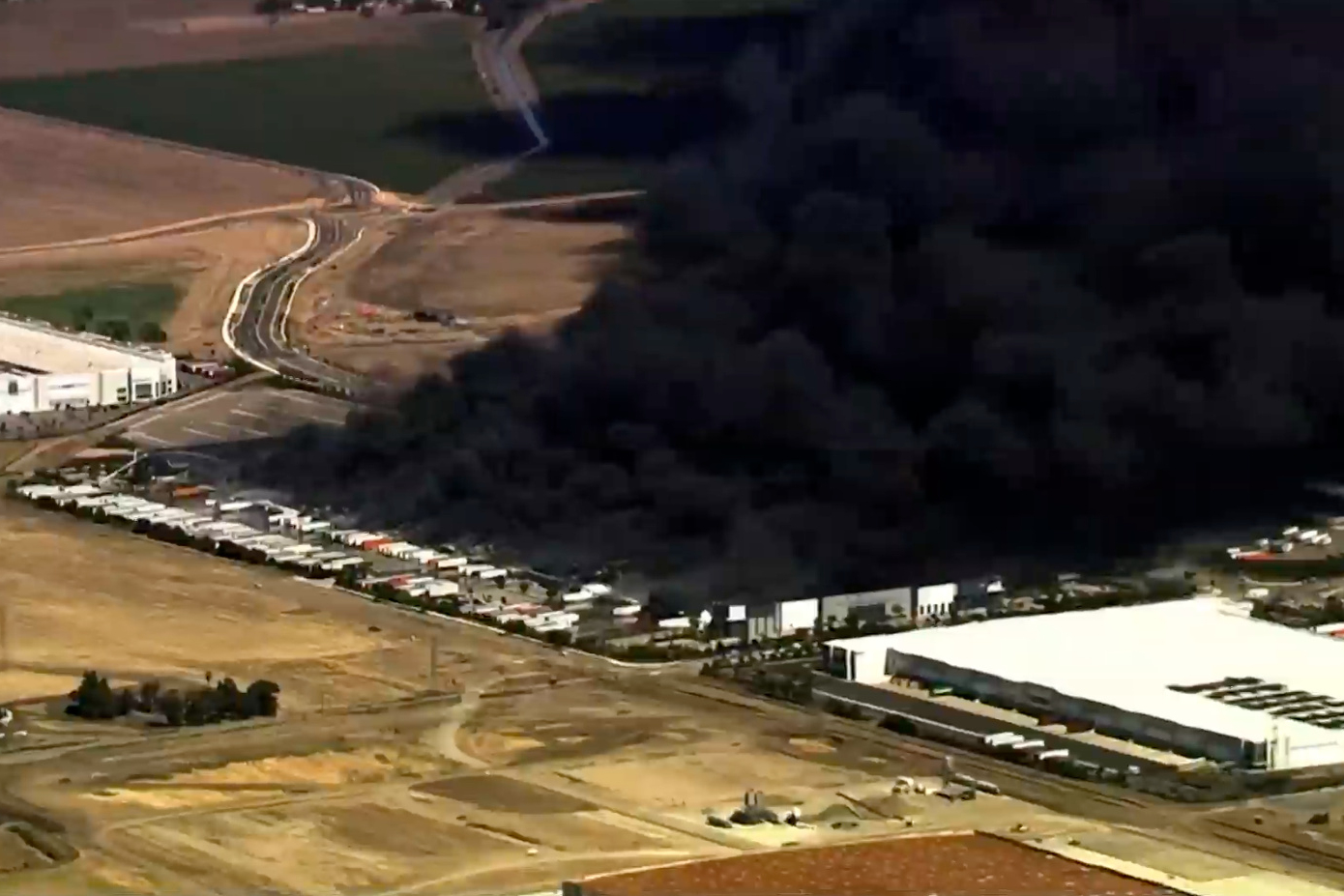 winnipegfreepress.com - The Associated Press - Officials say sprinklers at California medical equipment warehouse didn't work during blaze