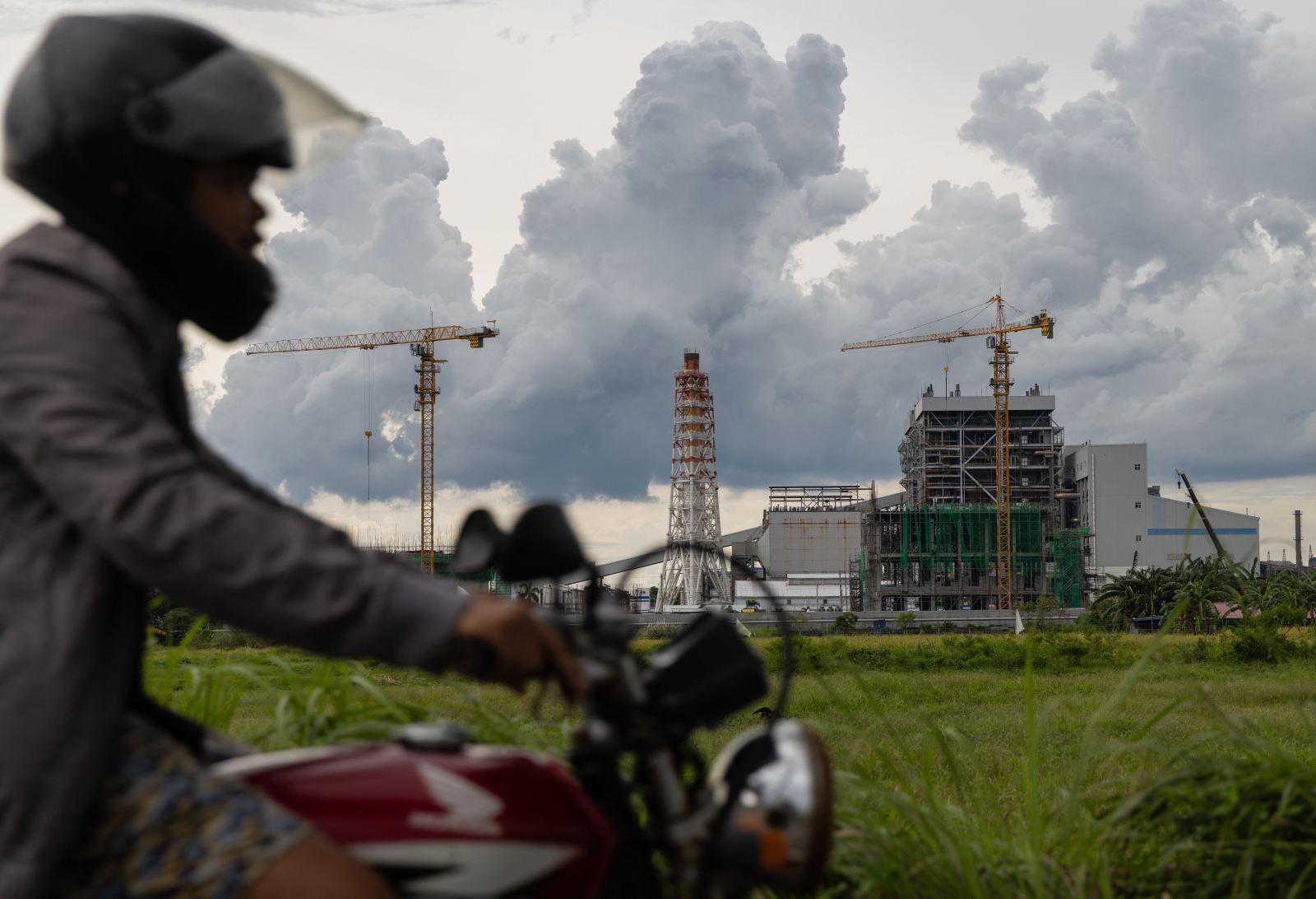 IEA Report Links Iran War to Southeast Asia Energy Import Risks