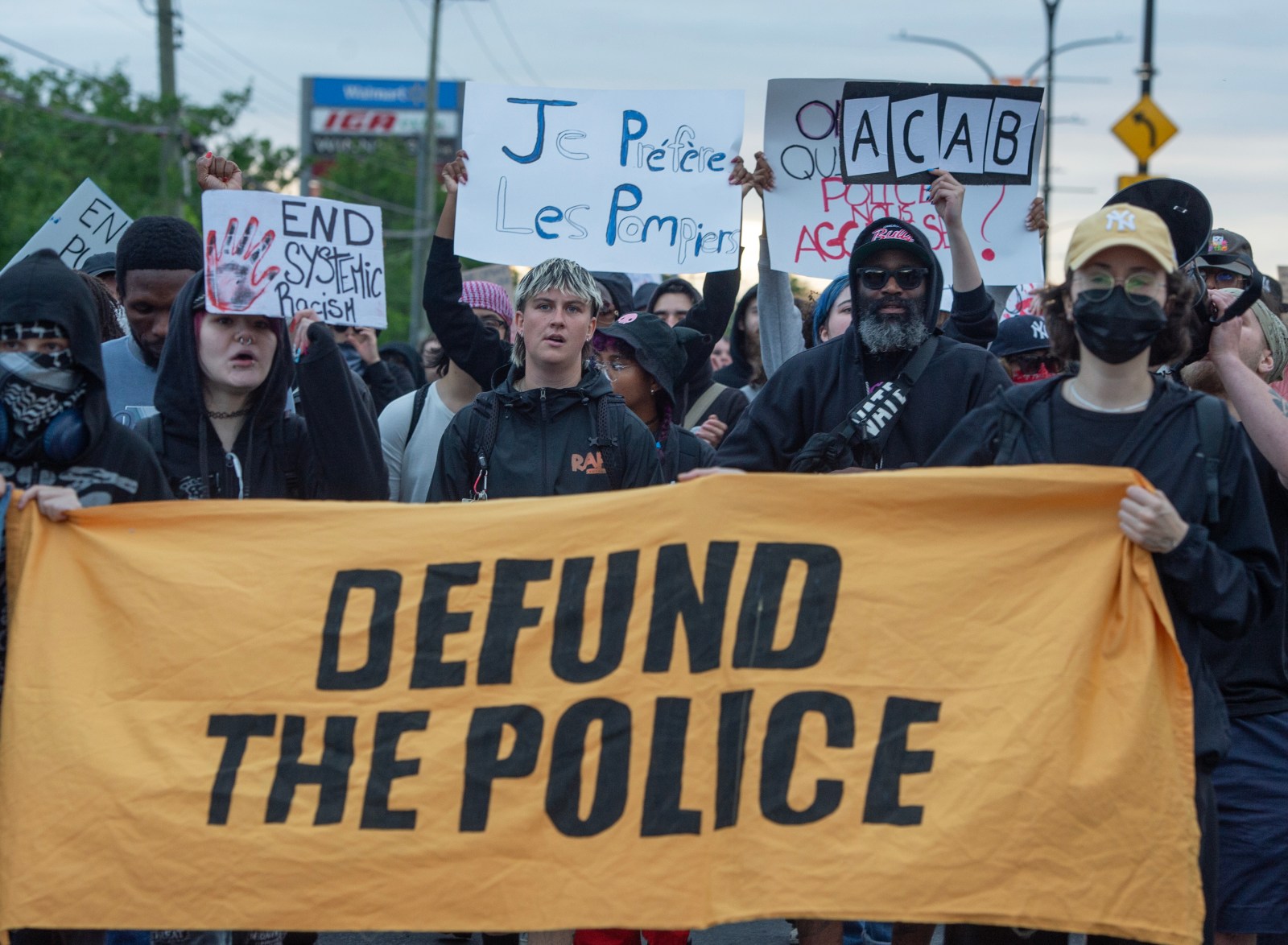 5 things to know about police fines for insults in Quebec