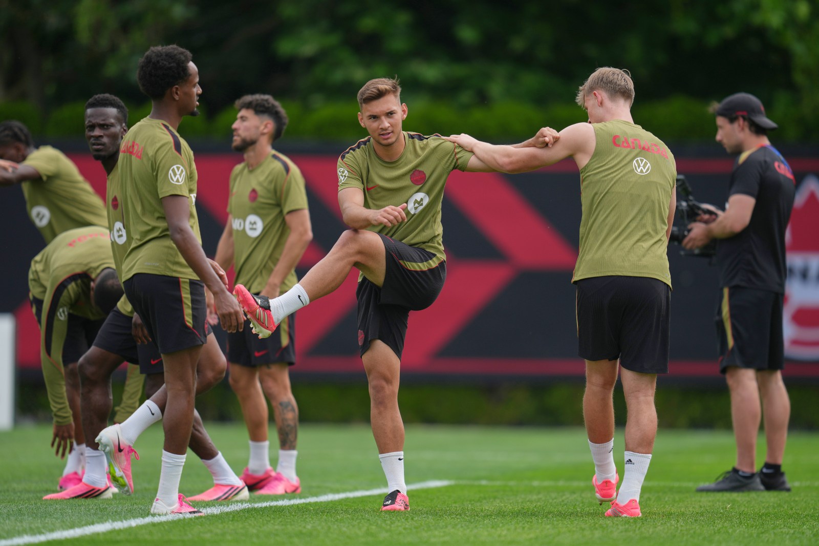 Canada players say they need ‘swagger’ and ‘arrogance’ to snag historic first World Cup win