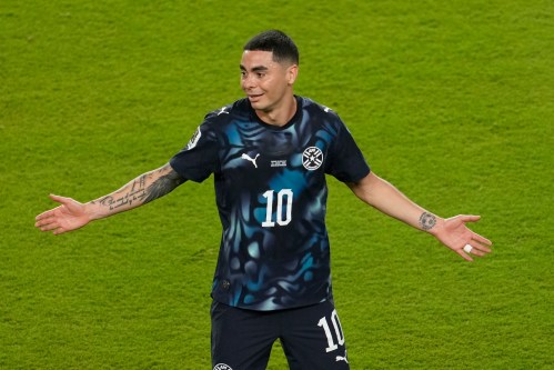 Paraguay's Miguel Almiron reacts after he received a red card during the World Cup Group D soccer match against Turke in Santa Clara, Calif., near San Francisco, Friday, June 19, 2026. (AP Photo/Jeff Chiu)