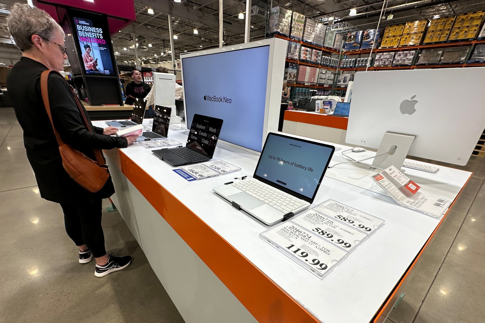 Apple raises prices on Macs and iPads