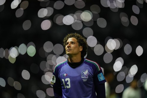 Mexico goalkeeper Guillermo Ochoa returns to the field after the half time during a World Cup Group A soccer match against Czechia in Mexico City, Wednesday, June 24, 2026. (AP Photo/Silvia Izquierdo)