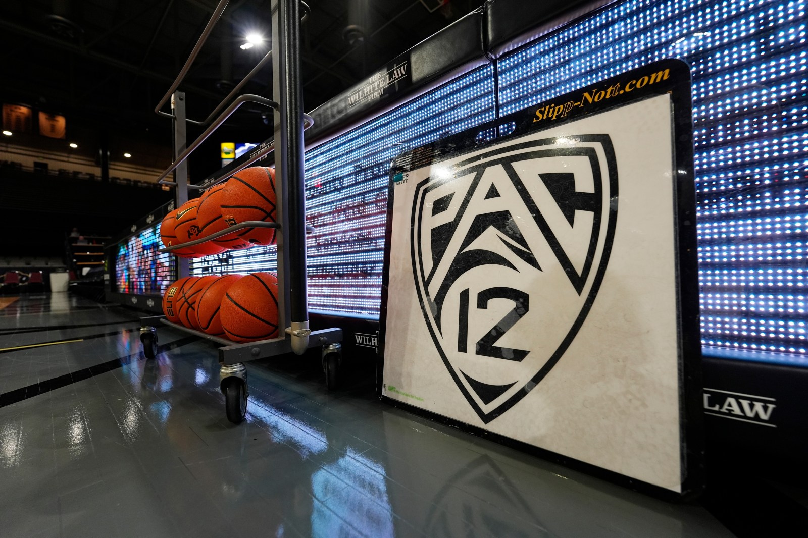 winnipegfreepress.com - The Associated Press - The Pac-12 basketball tournament is returning to Las Vegas as 7 new members join
