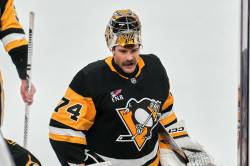 GENE J. PUSKAR / THE ASSOCIATED PRESS FILES
                                &lsquo;My expectation is to bring my absolute best game day in and day out, grab that consistency, and run,&rsquo; says goaltender Stuart Skinner.