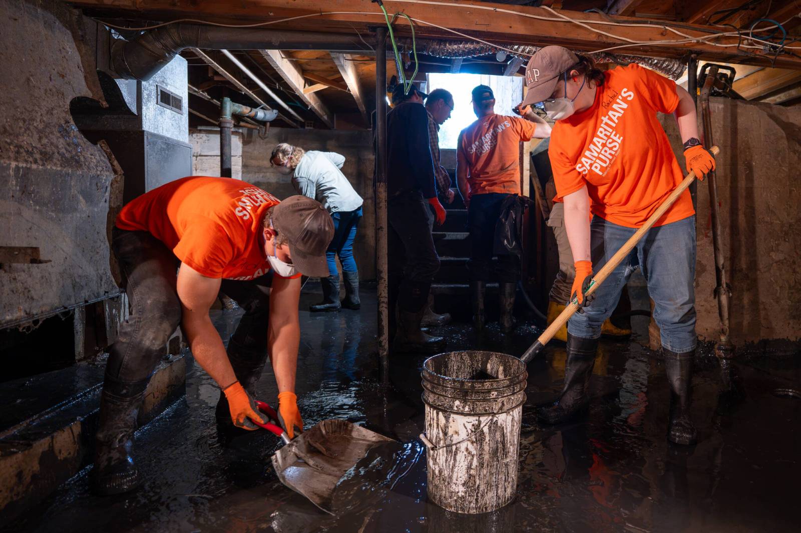 Good Samaritans bring cleanup efforts to flooded communities