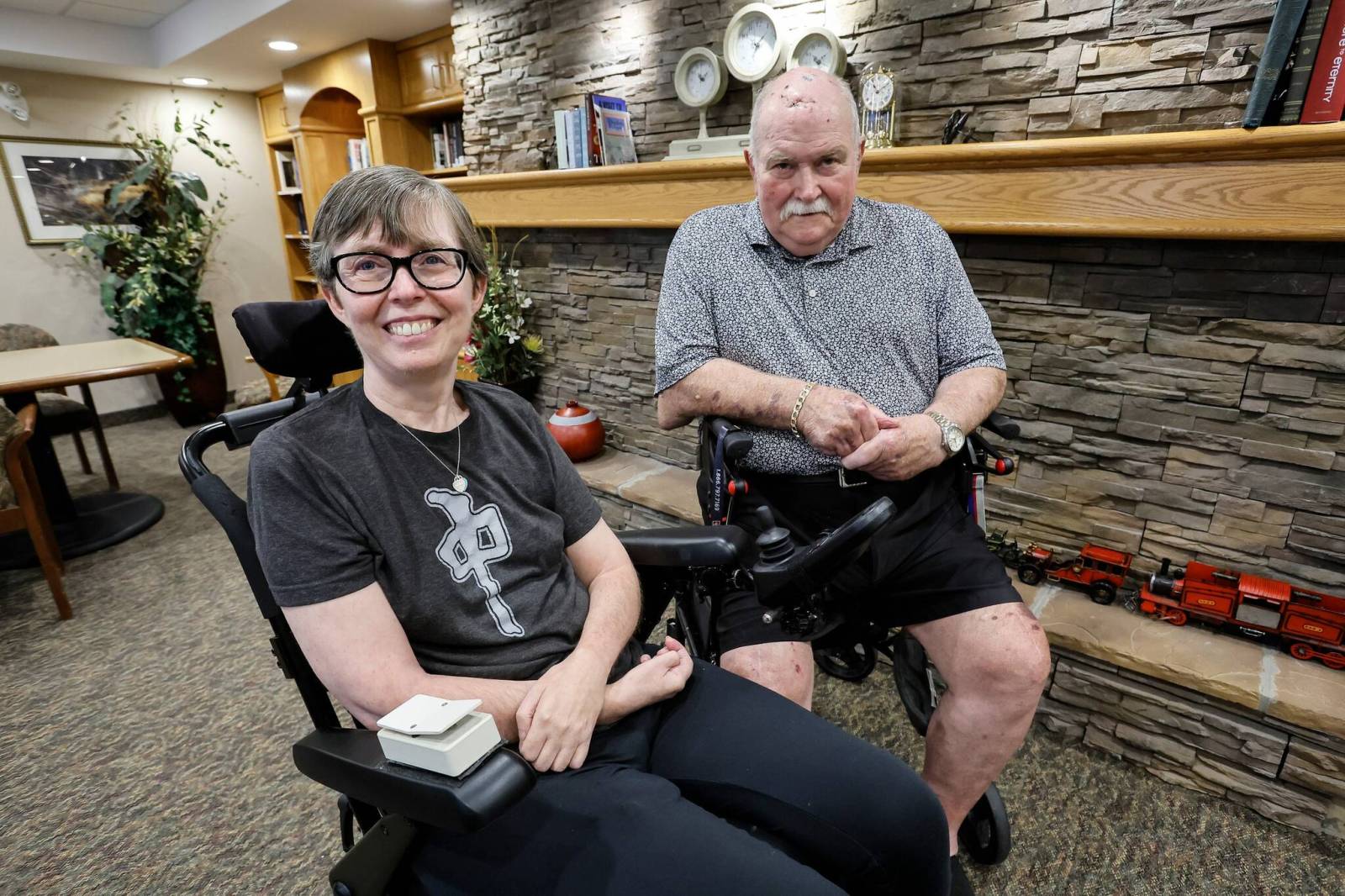 Winnipeg retirement home residents turn to agency after operator lays off 70 staff who unionized