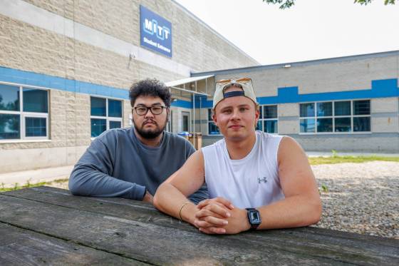 Electrical Applications students Carl Cucio-Viagedor (left) and Kieran Smith at the soon-to-be closed Manitoba Institute of Trades and Technology (MITT) are speaking out. (Mike Deal / Free Press)
